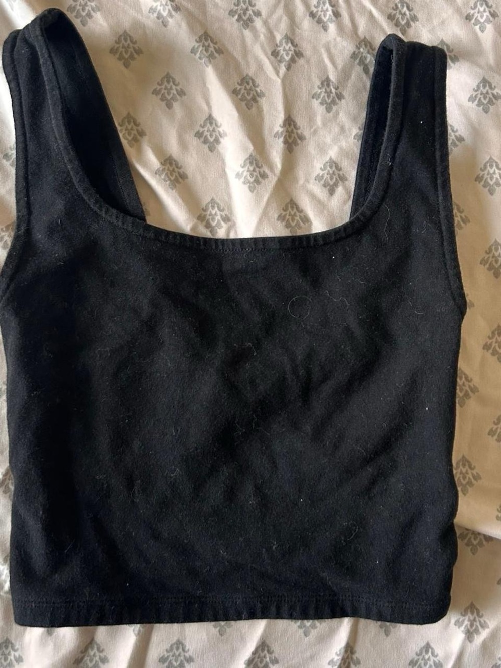 American Eagle Outfitters Black Scoop Neck Cropped Tank